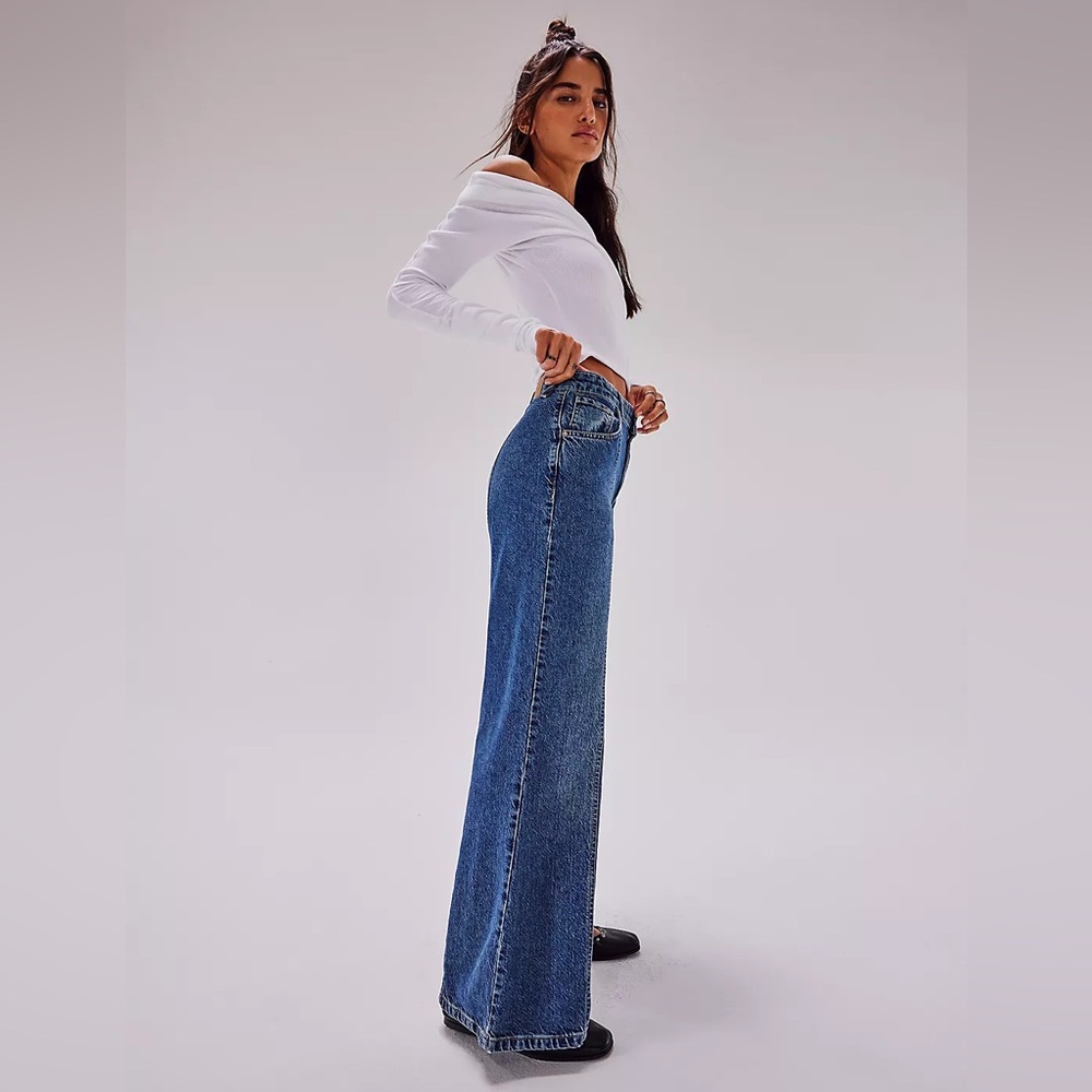 Free People We The Free Wallflower Wide-Leg jeans - Picture 3 of 9
